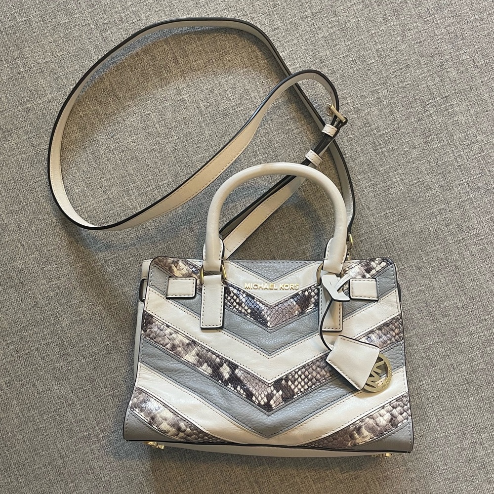 Michael Kors Dillon satchel